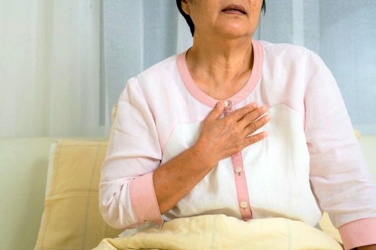 تشخیص بیماری و مشکل درونی با تغییر رنگ لب ها