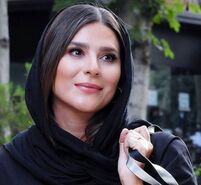 عکس جنجالی سحر دولتشاهی در کنار آقای بازیگر | غیرتی شدن همایون شجریان برای سحر دولتشاهی همه را شوکه کرد