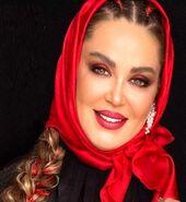 خیابان گردی بهاره رهنما در نجف | سفر زیارتی بهاره رهنما به نجف و کربلا