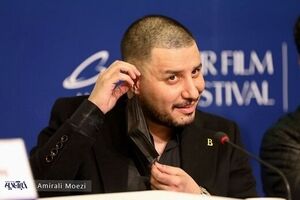 سلفی مجردی و خیلی خفن جواد عزتی با این خانم زیبا | جواد خان چشم همسرش را دور دیده!