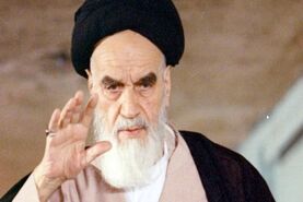 عکس دیده نشده از نوه‌ها و نبیره‌های امام راحل در مراسم سالگرد