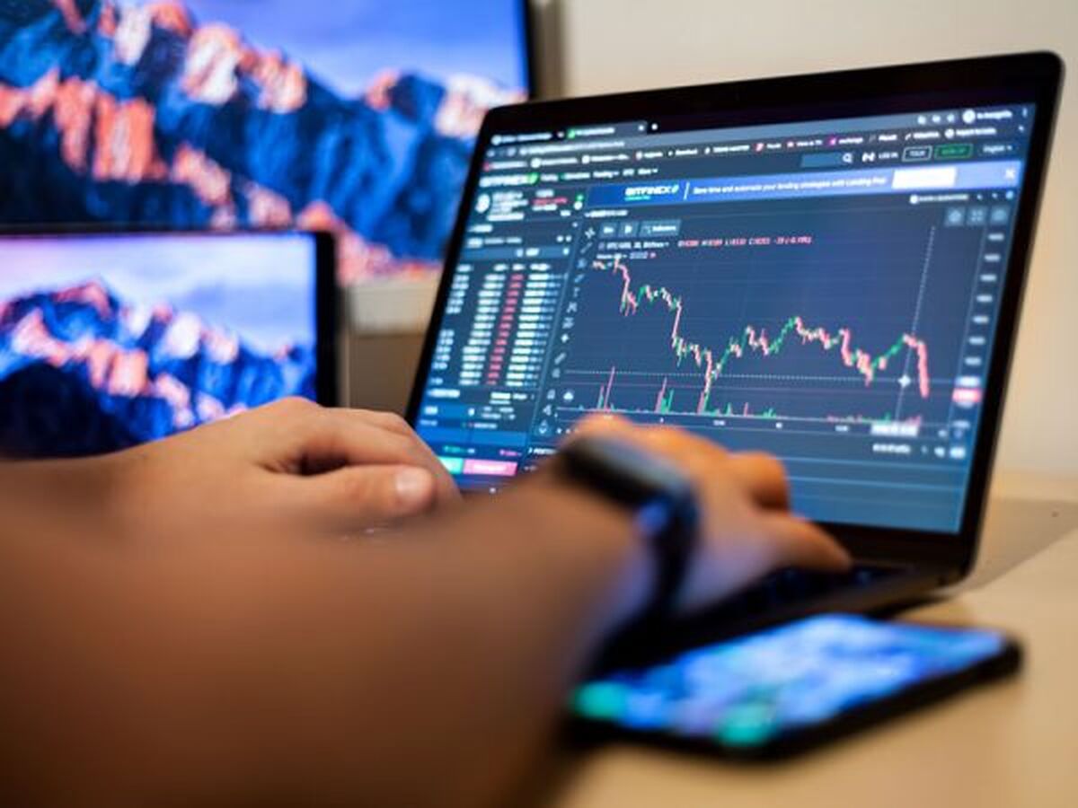 ابزارهای ضروری در مسیر موفقیت مالی: از زیرساخت‌های متاتریدر تا هوش برنامه‌نویسی MQL4